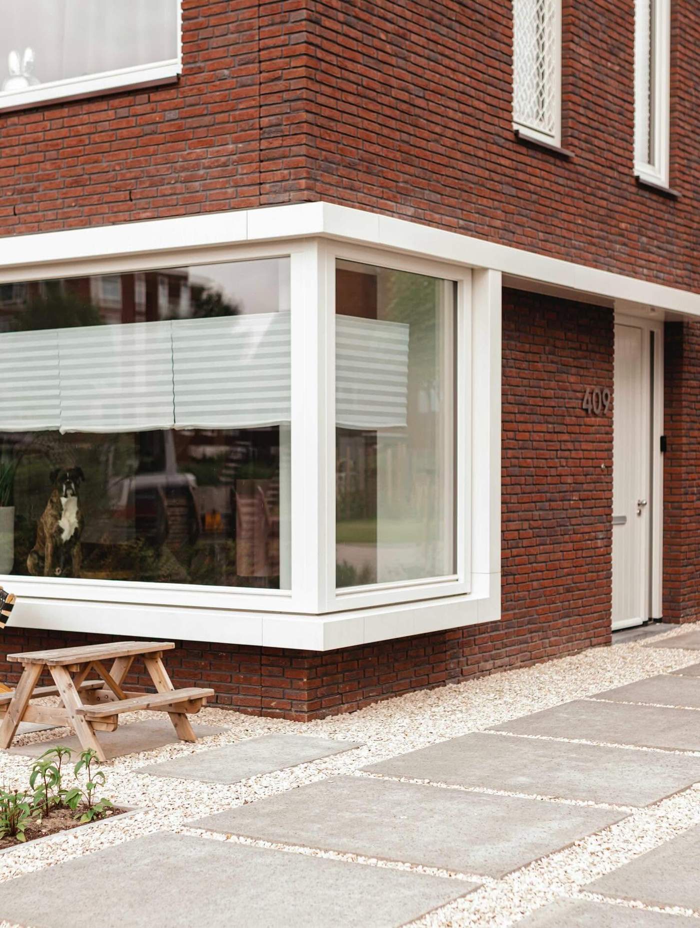 Moderne onderhoudsvriendelijke tuin met luxe uitstraling  Van der Lee Hovenier